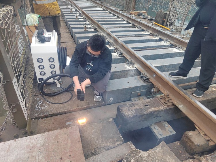T83BZ403RCCJM2 T83BZ403RCCJM2